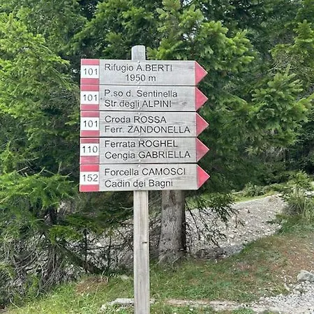La Mansarda Di Laura A Διαμέρισμα *
