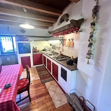 La Mansarda Di Laura A Lägenhet