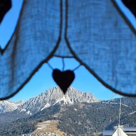 La Mansarda Di Laura A Lägenhet Danta
